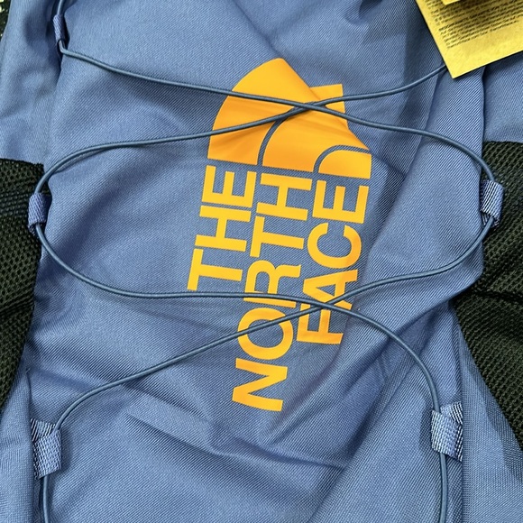 THE NORTH FACE Youth Court Jester Backpack - Picture 6 of 14